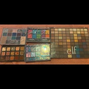 Bundle off eye shadow pallets
